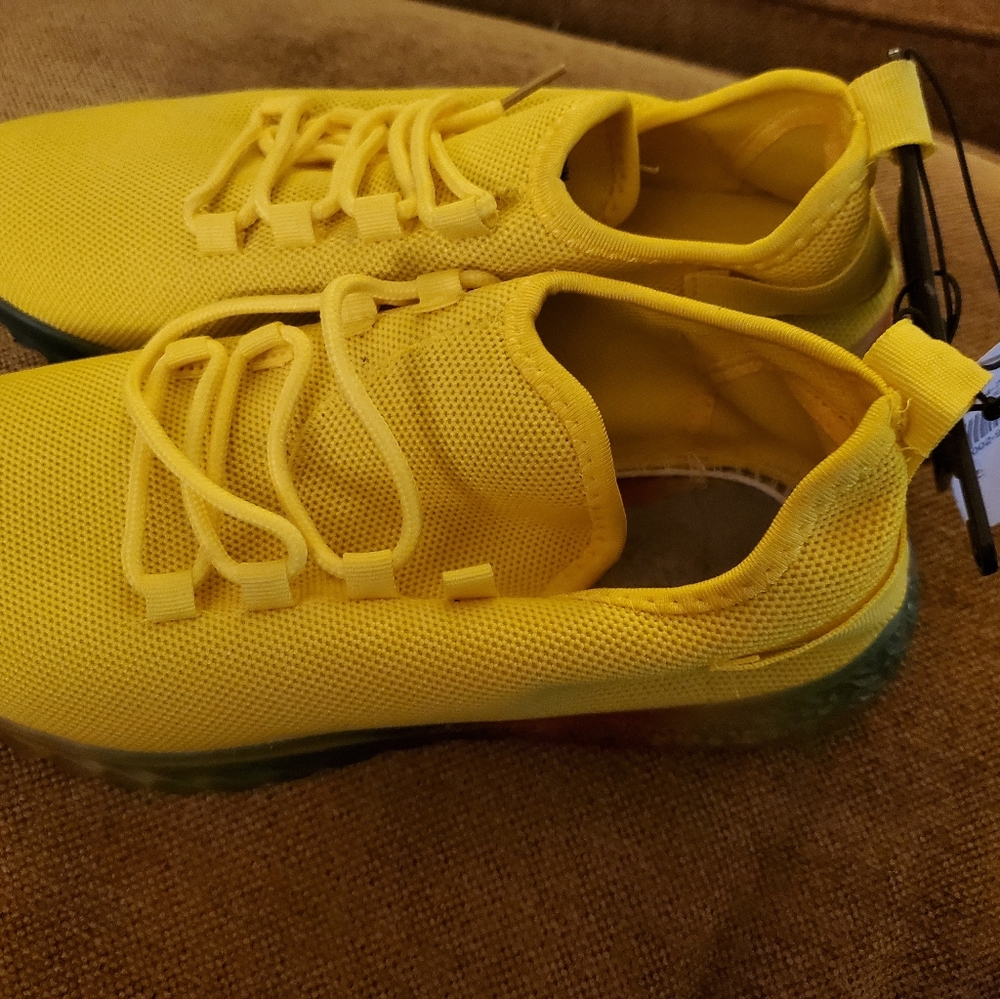 Shoes, NEW WITH TAGS. Yellow. Slip on with ties. Super cute
